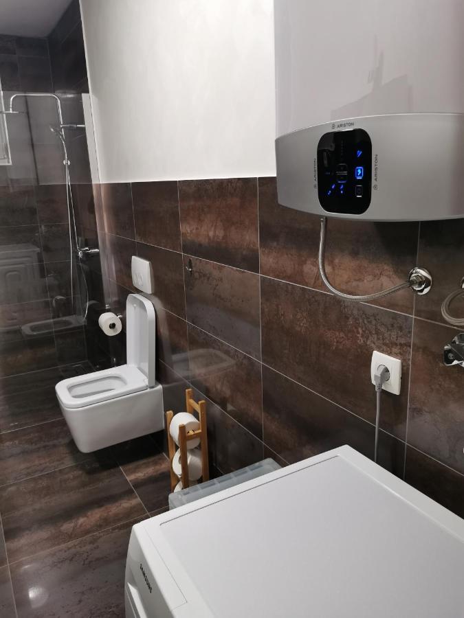 Apartment Luki بوفايل المظهر الخارجي الصورة