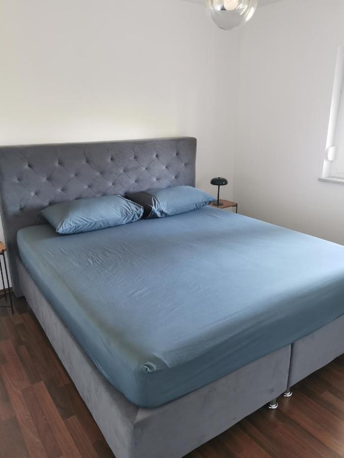 Apartment Luki بوفايل المظهر الخارجي الصورة