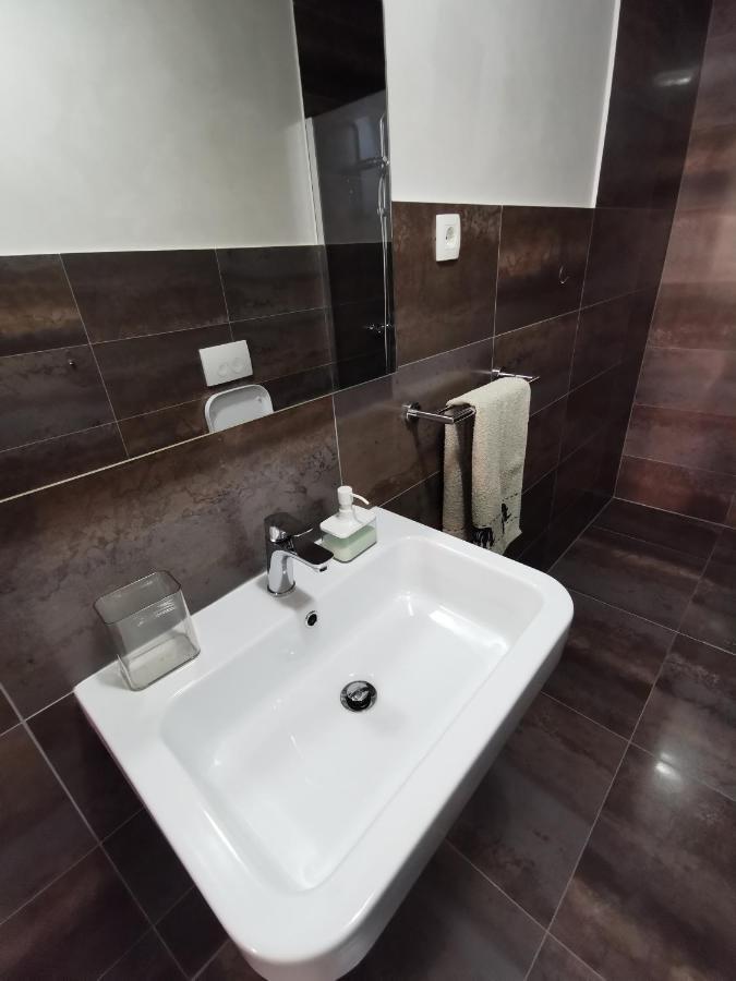 Apartment Luki بوفايل المظهر الخارجي الصورة