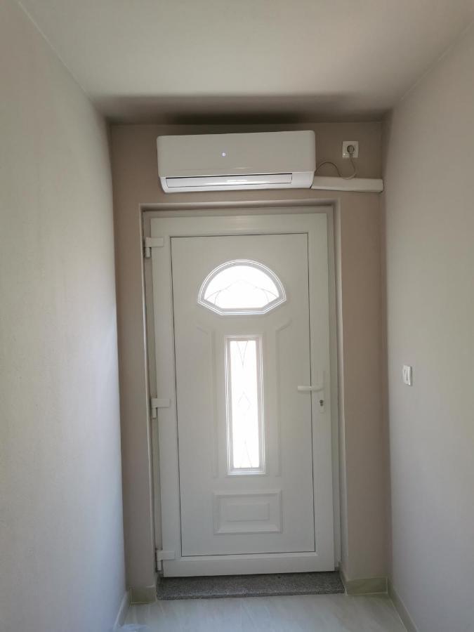 Apartment Luki بوفايل المظهر الخارجي الصورة