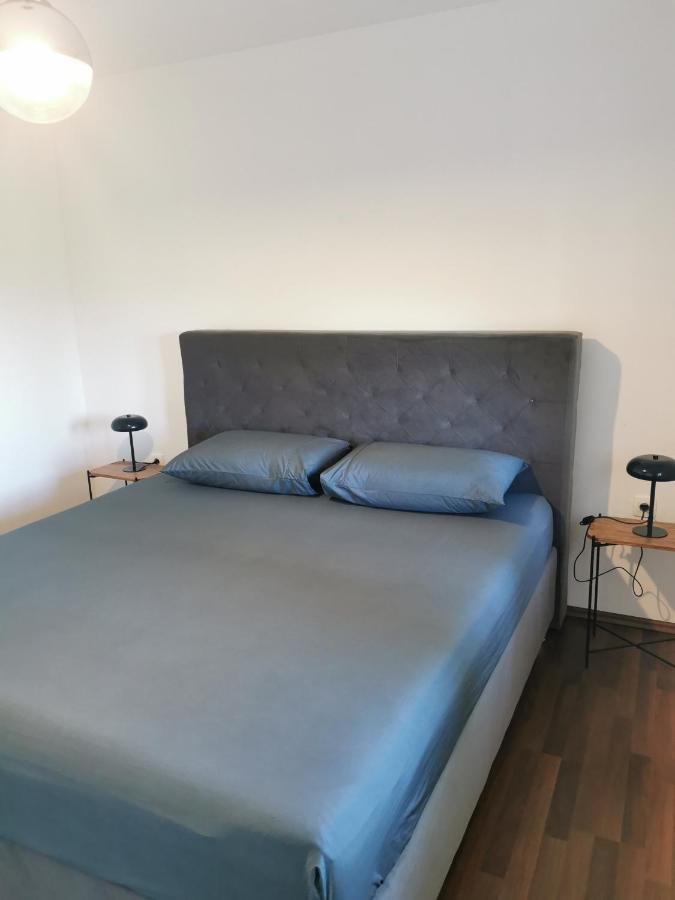 Apartment Luki بوفايل المظهر الخارجي الصورة