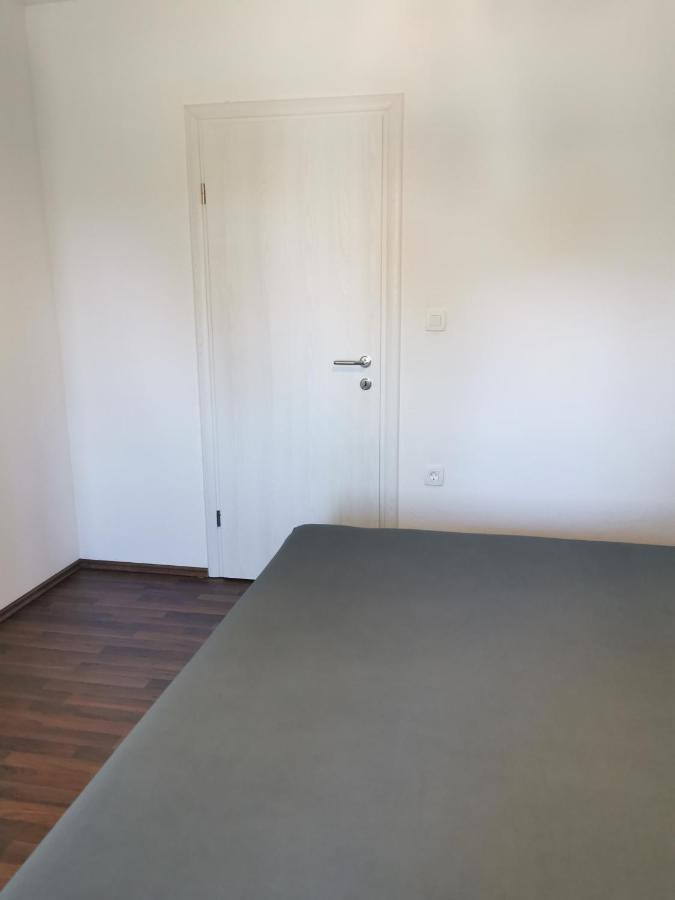 Apartment Luki بوفايل المظهر الخارجي الصورة